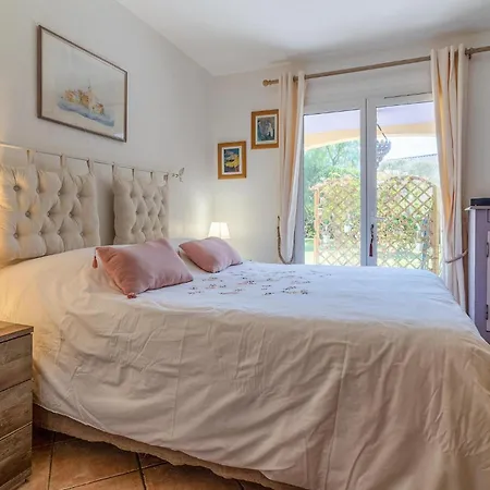 בית נופש Stunning In Saint-raphael