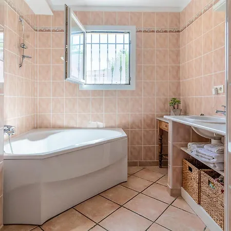 בית נופש Stunning In Saint-raphael Saint-Raphaël