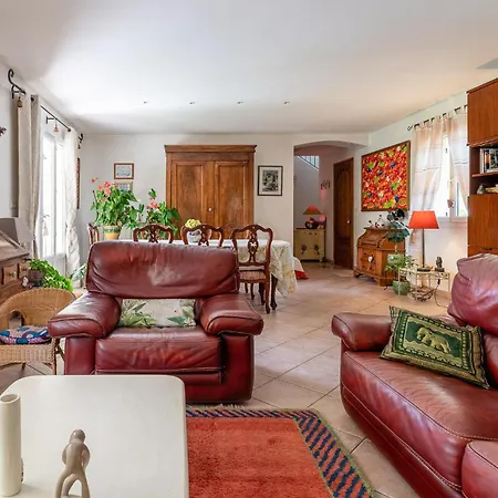 בית נופש Stunning In Saint-raphael *