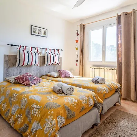 Stunning In Saint-raphael Feriehus